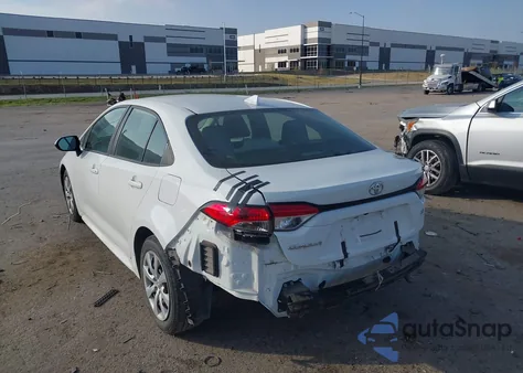 2020 Toyota Corolla Le z USA, uszkodzony, nr VIN 5YFEPRAE5LP055358